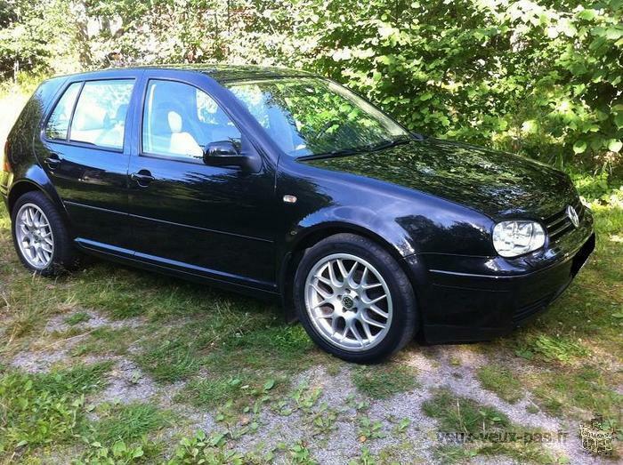 Volkswagen Golf 1.6 Highl CIRCUIT 1999 144 000 km