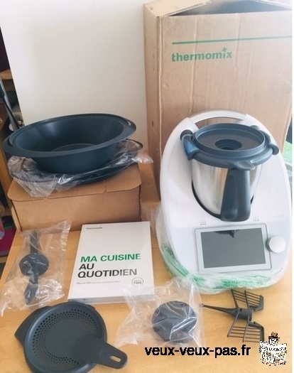 Robot Thermomix Vorwerk Tm6 neuf avec garantie jusqu'au 07/22