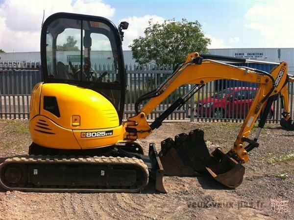 JCB 8025 MINI PELLE