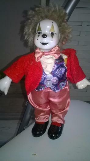 Clown En Porcelaine