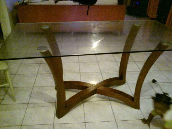 Tempered glass table