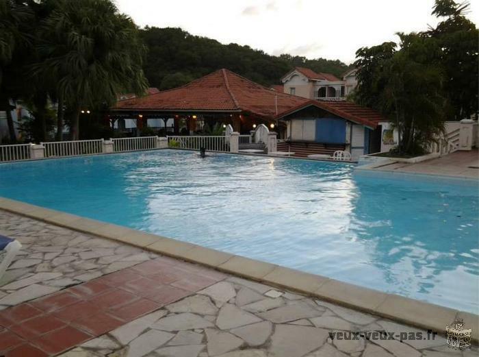 Ti Vacances: Vos Vacances en Résidence Hôtelière avec Piscine sur la Route des Plages à Sainte Anne