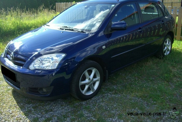 TOYOTA COROLLA IX 90 D-4D LINEA SOL 5P