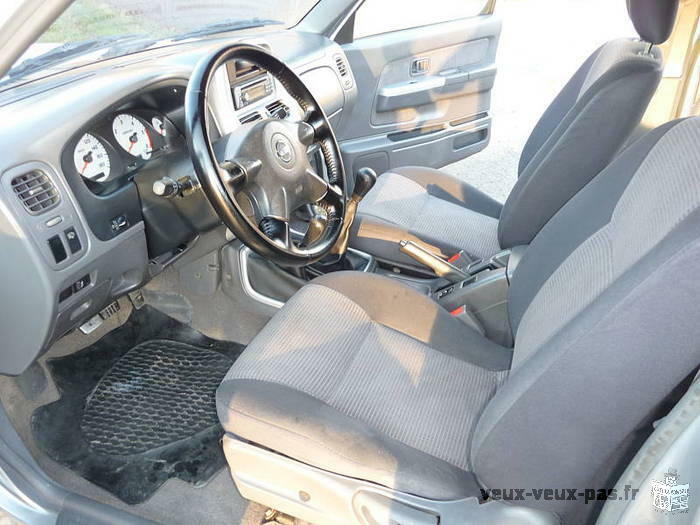 Nissan Navara 2.5 DI 4x4 Pick-up