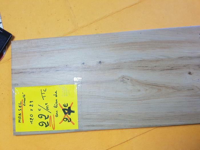 ARRIVAGE cerame en lames de parquet à 22e/m2