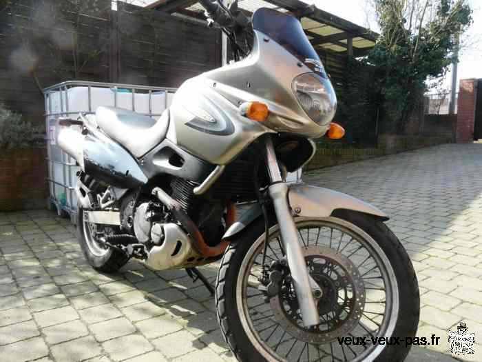 Suzuki freewind 650