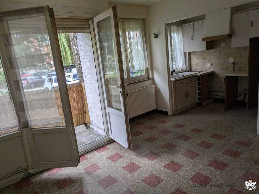 À VENDRE : Appartement T1 bis à rénover à La Madeleine