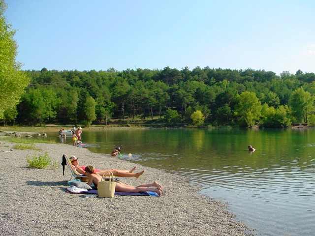 verdon, tres belle et confortable Villa avec piscine proche des Gorges du Verdon