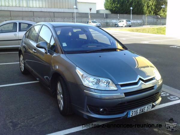 Je vends ma voiture Citroen C4 en très bon état.