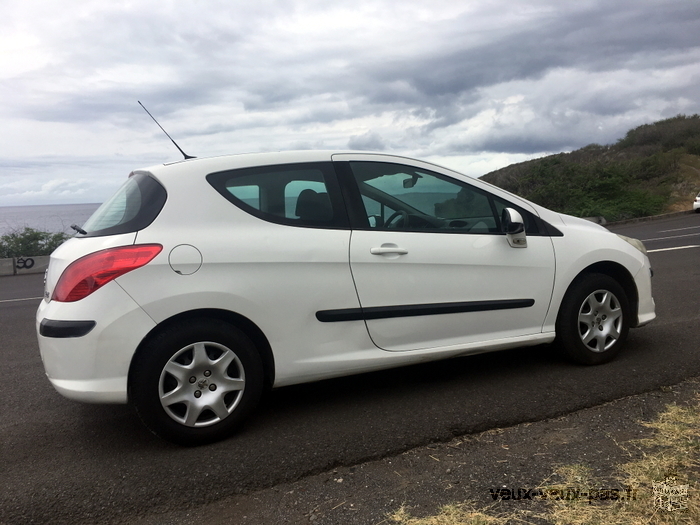 VEND Peugeot 308 1.4 - 90 500 Km / Bon état / CT OK