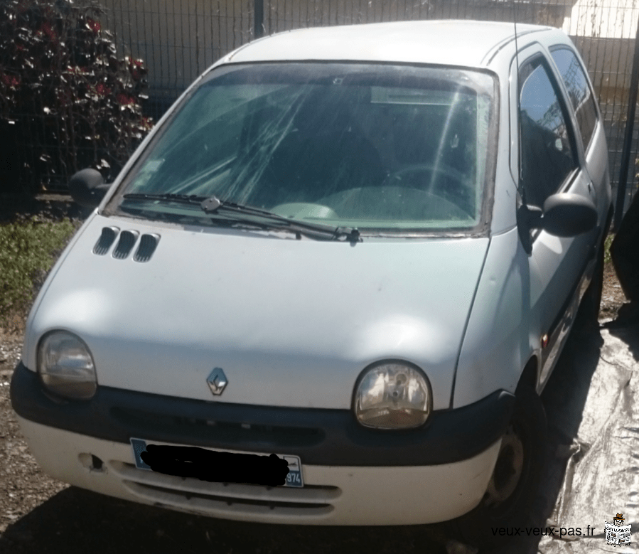 A vendre Twingo 1 à réparer