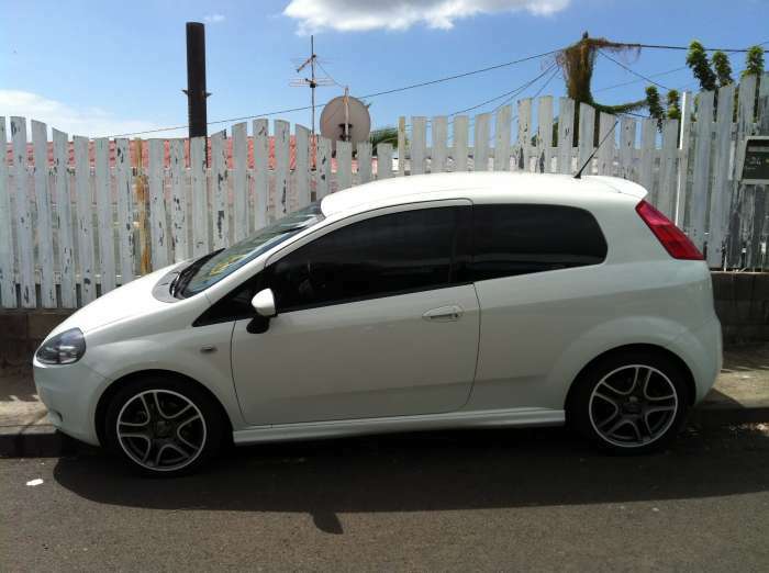 fiat grande punto sport 1.6l 16v 120ch Mjet (diesel)