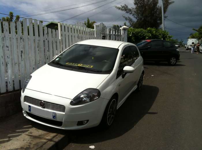 fiat grande punto sport 1.6l 16v 120ch Mjet (diesel)