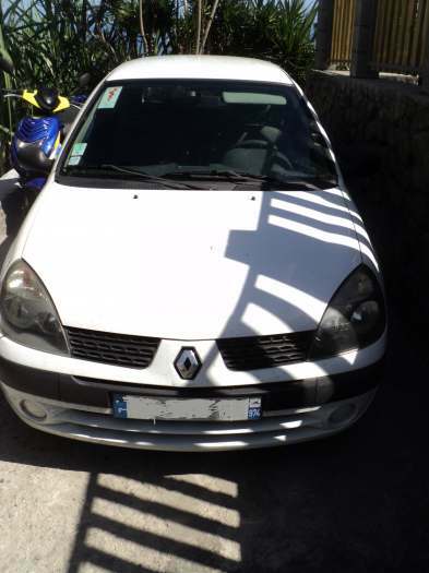 Vends Renault clio 2 campus DCI