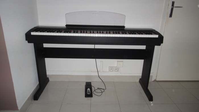 Piano électronique