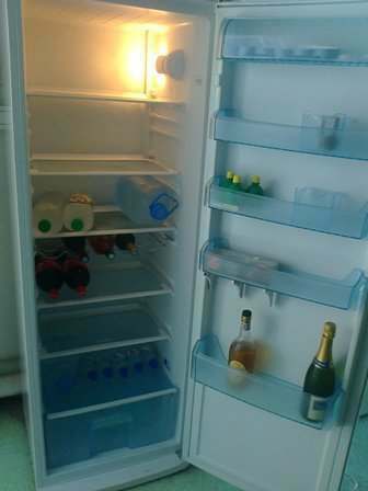 Vends 1 frigo + 1 congélateur (achat il y a 1 an)