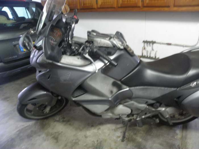 vend honda deauville 700 A B S