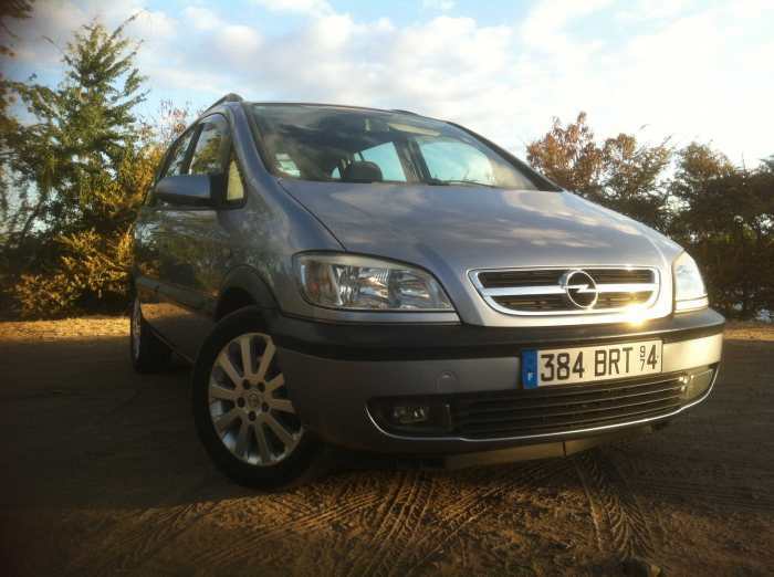 Vends OPEL ZAFIRA 2.2 DTI Elégance