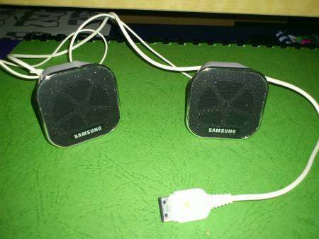 vend baffes tel (samsung)