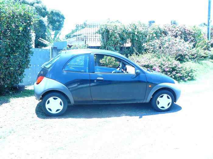 FORD KA CLIMATISEE