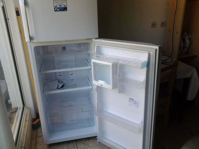 refrigerateur-congelateur Samsung neuf