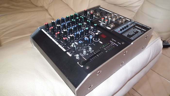 Table de mixage avec effets