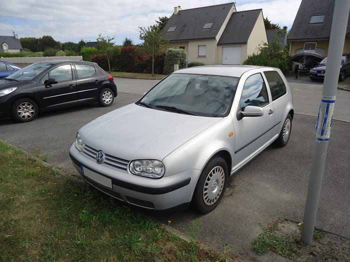 VOLKSWAGEN GOLF IV 1.9L TDI 110CH