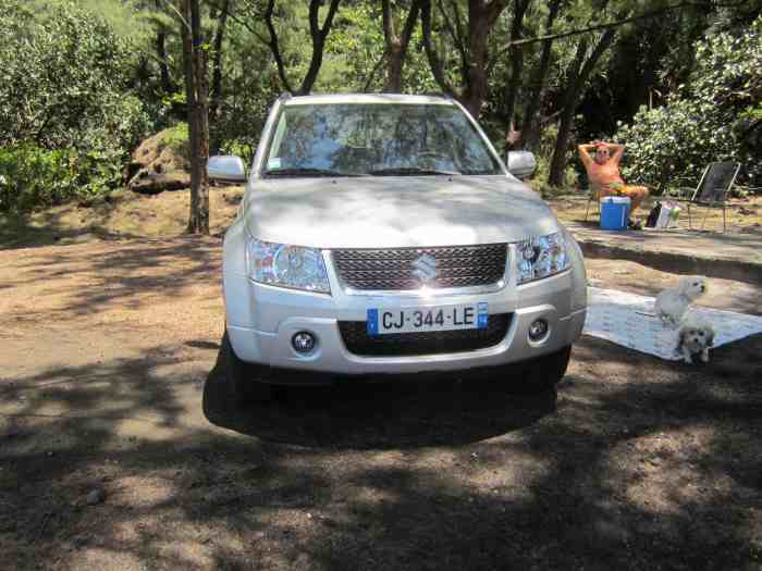 A vendre Grand Vitara presque neuve