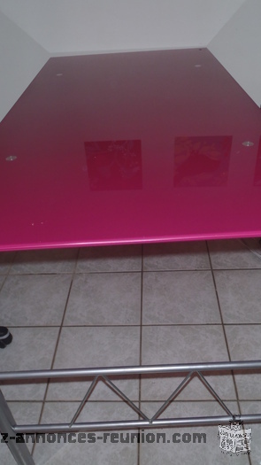 BUREAU ROSE EN VERRE ET ALU