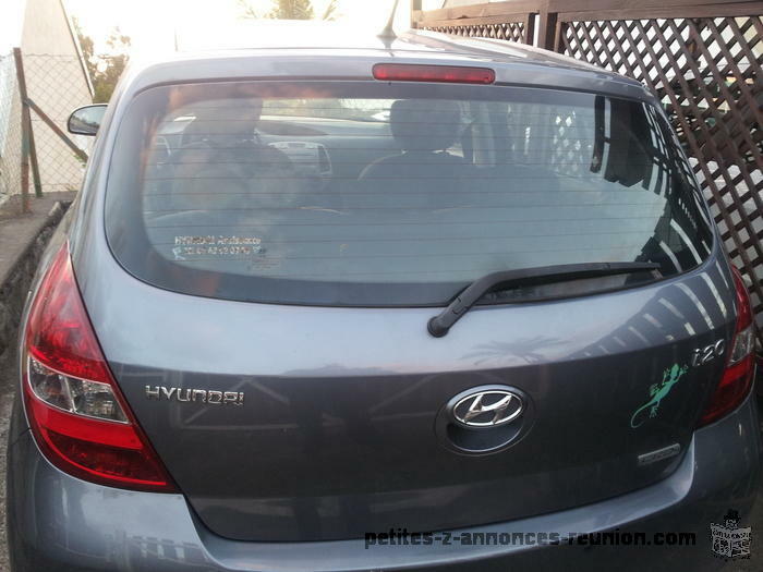 VENDS HYUNDAI I20 CRDI90 2009 5 portes