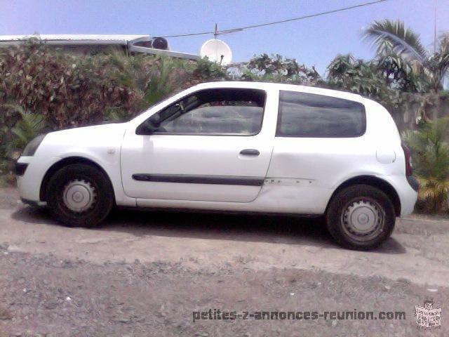 Vends renault clio 1.5dci phase 2 Année 2004