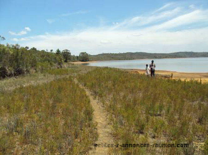 TRES BEAU TERRAIN A MANTASOA MADAGASCAR