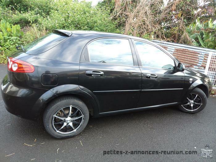 A saisir CHEVROLET LACETTI CDX