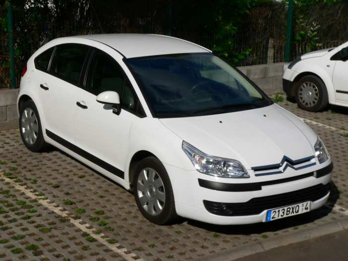 vd C4 ess 1.4l 5p clim + ttes options 2008 76000km excellent état