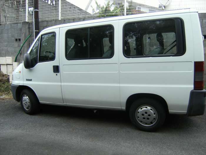 VENDS minibus peugeot boxer