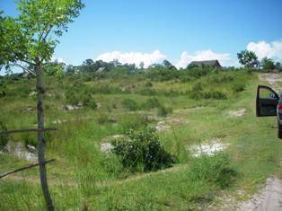 VENDS TERRAIN SUR TAMATAVE /MADAGASCAR 5000 M2 PRES DE L AEROPORT