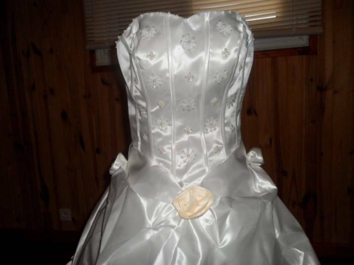 Wedding dress