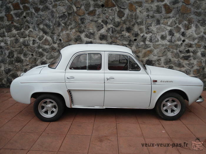 Renault Dauphine