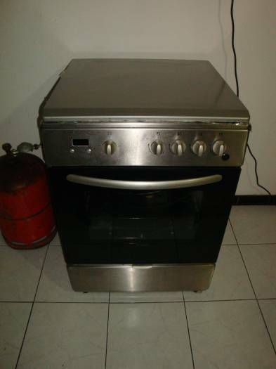 vends cuisnière inox a gaz jetgaz