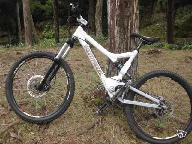 commencal mini dh