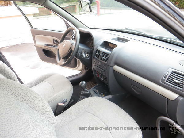 Renault clio bleu diesel :CT OK: tout option