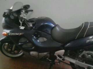 vends suzuki 750 GSXF