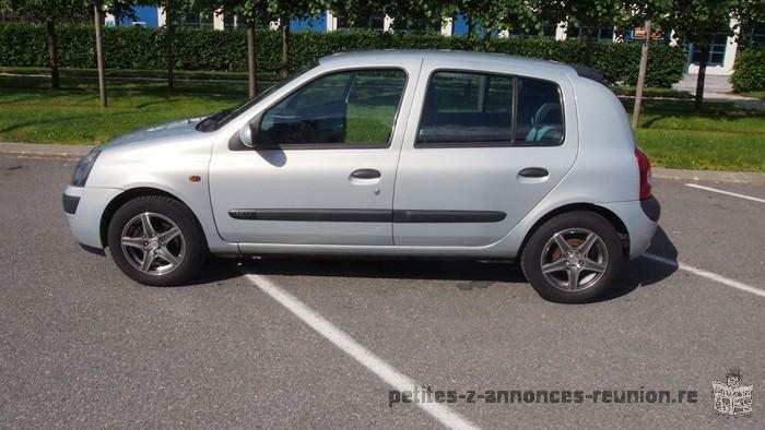 Renault clio diesel en très bon état