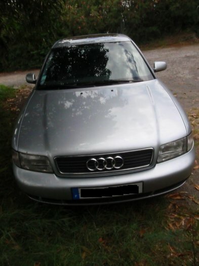 VENDS AUDI A4 1l8 T CAUSE DEPART