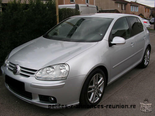 Volkwagen GOLF 5 in very good working condition