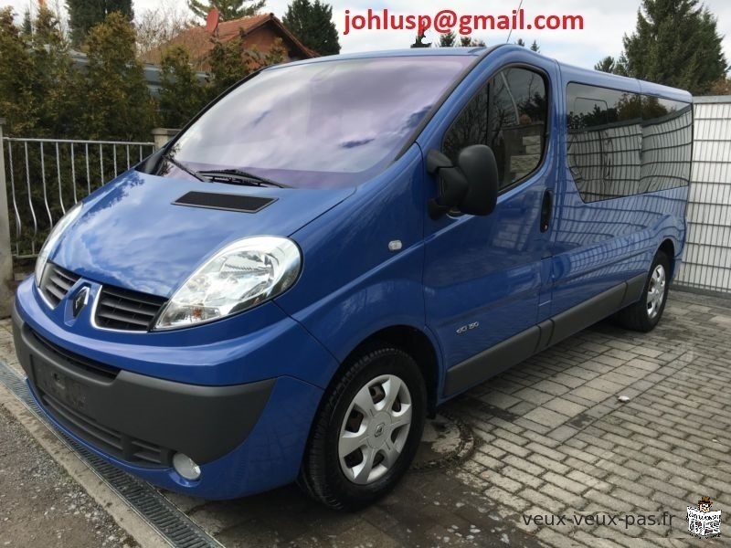 Minibus renault trafic 2 passenger 9 places