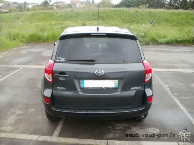 Toyota rav4 d-4d FULL OPTIONS pack techno 177cv