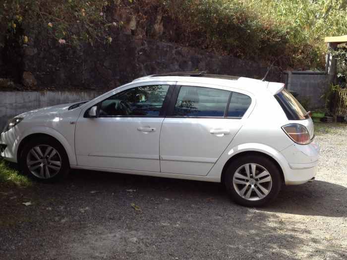 Urgent vends Opel Astra toutes options