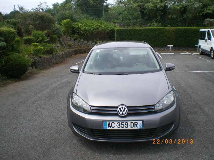 Vend Golf 6 conforline TDI 110 modèle 2009 première main entretien concessionnaire