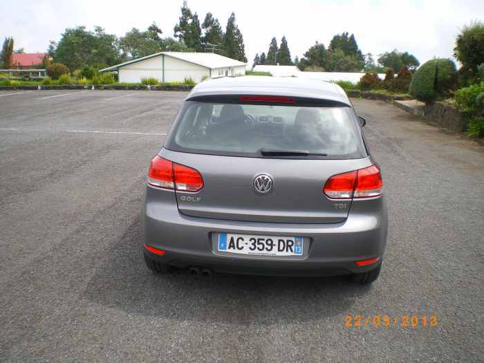 Vend Golf 6 conforline TDI 110 modèle 2009 première main entretien concessionnaire